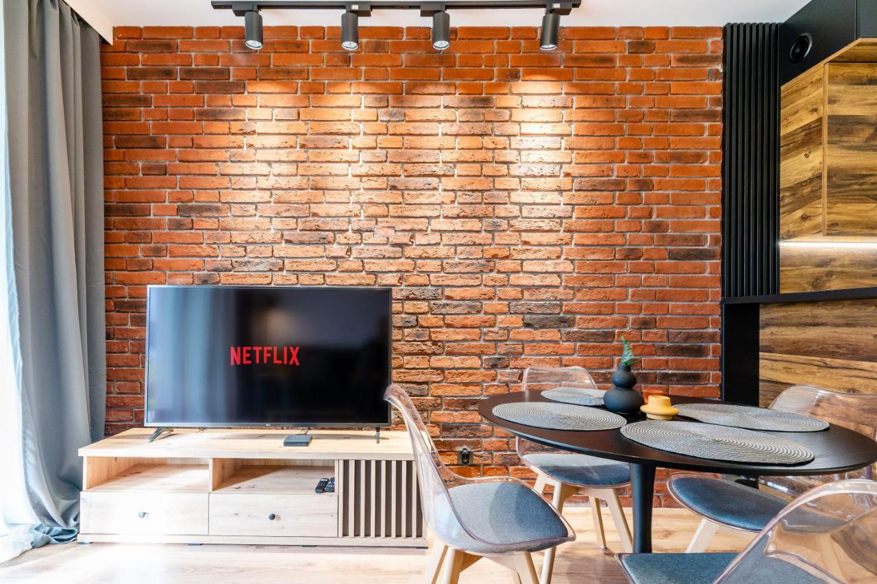 Loft Apart - Loft Nad Rzeka, Centrum, Parking, Winda, Netflix Ilawa Luaran gambar
