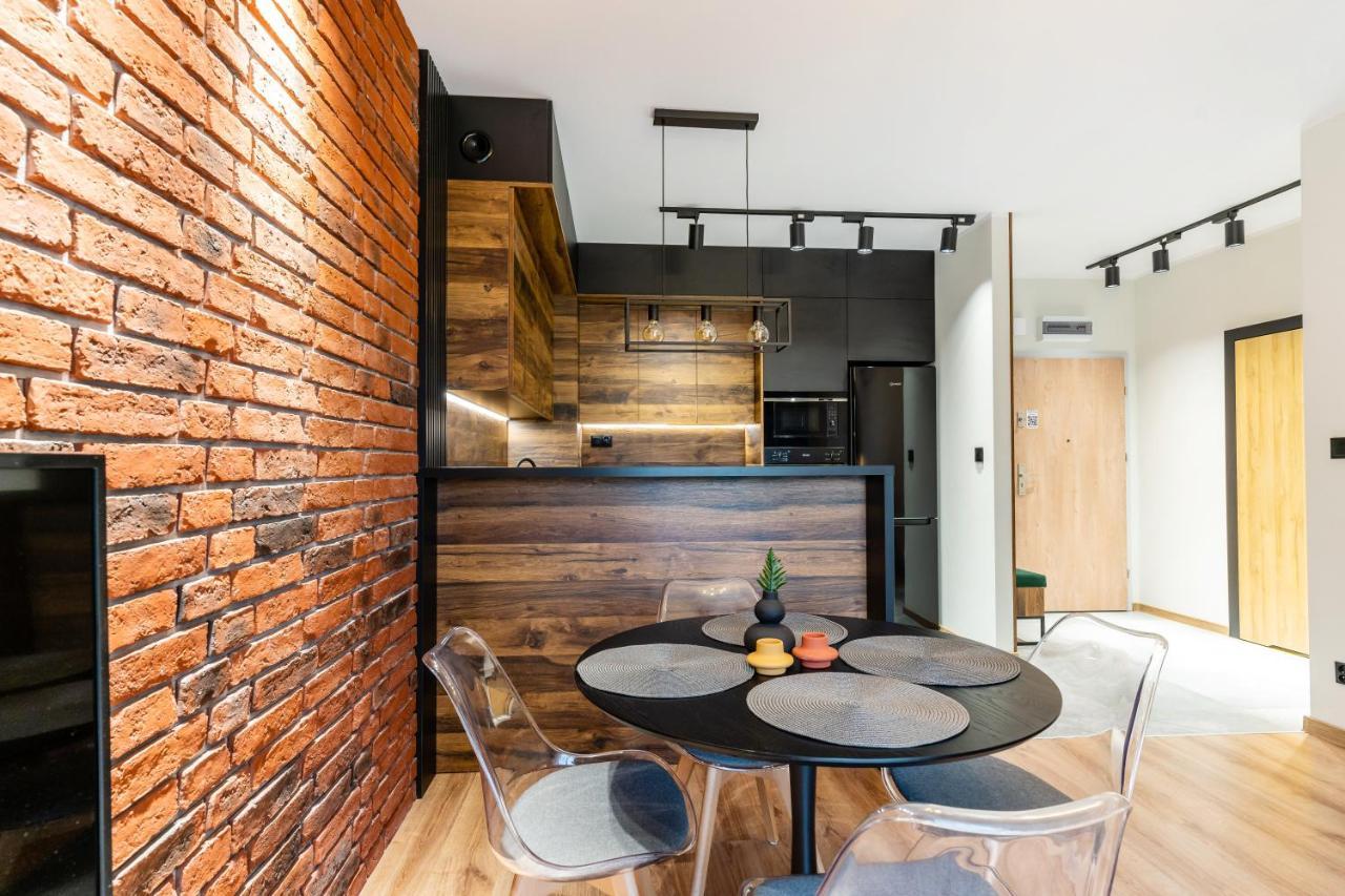 Loft Apart - Loft Nad Rzeka, Centrum, Parking, Winda, Netflix Ilawa Luaran gambar